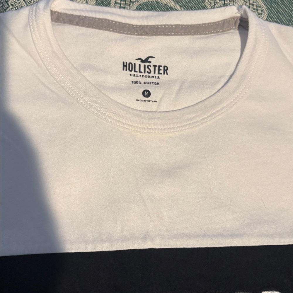 *Lot of 3* Men's Hollister T-Shirts - Picture 7 of 7